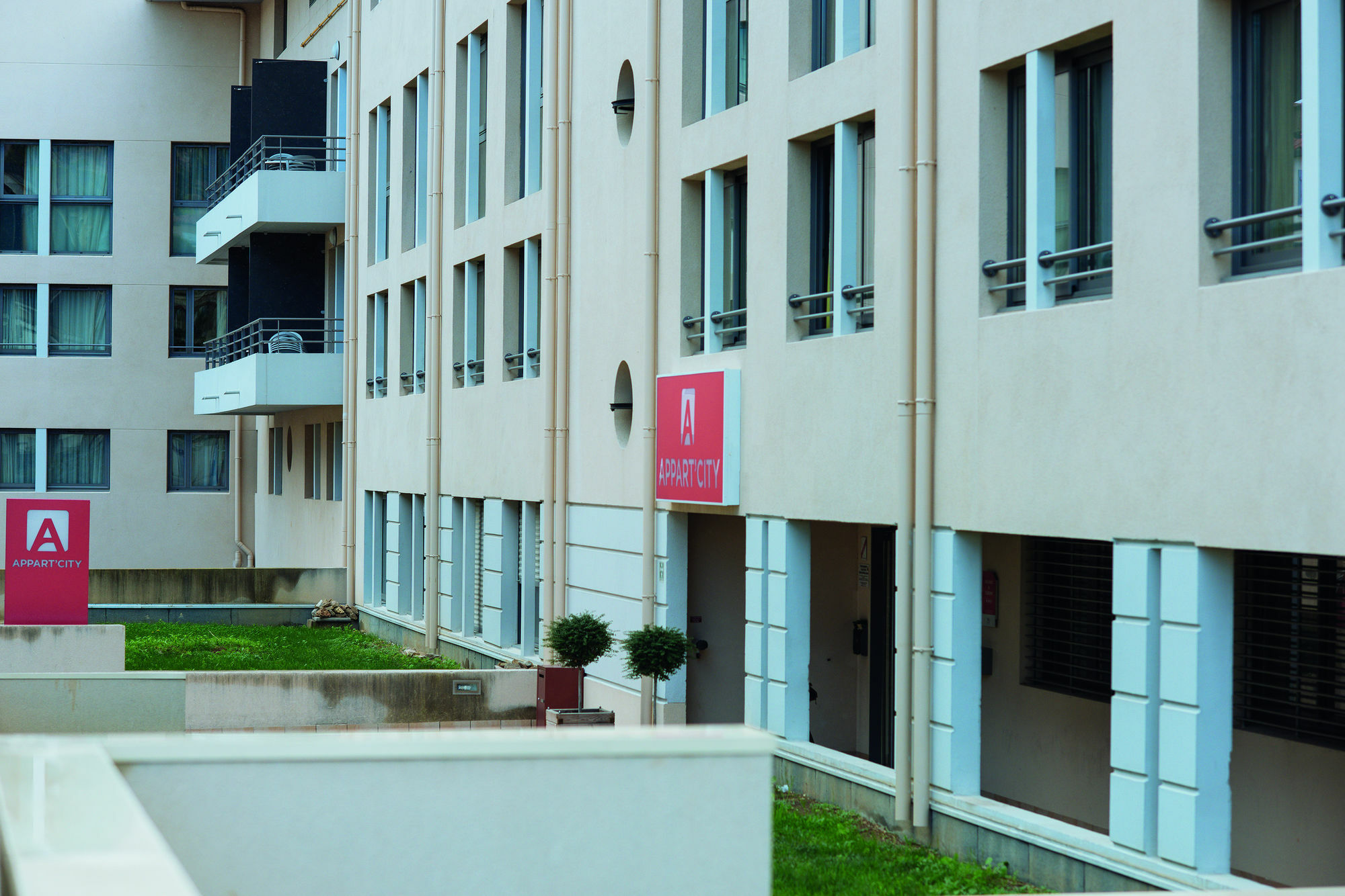 Appart’city Confort – Côté Port Apartahotel La Ciotat