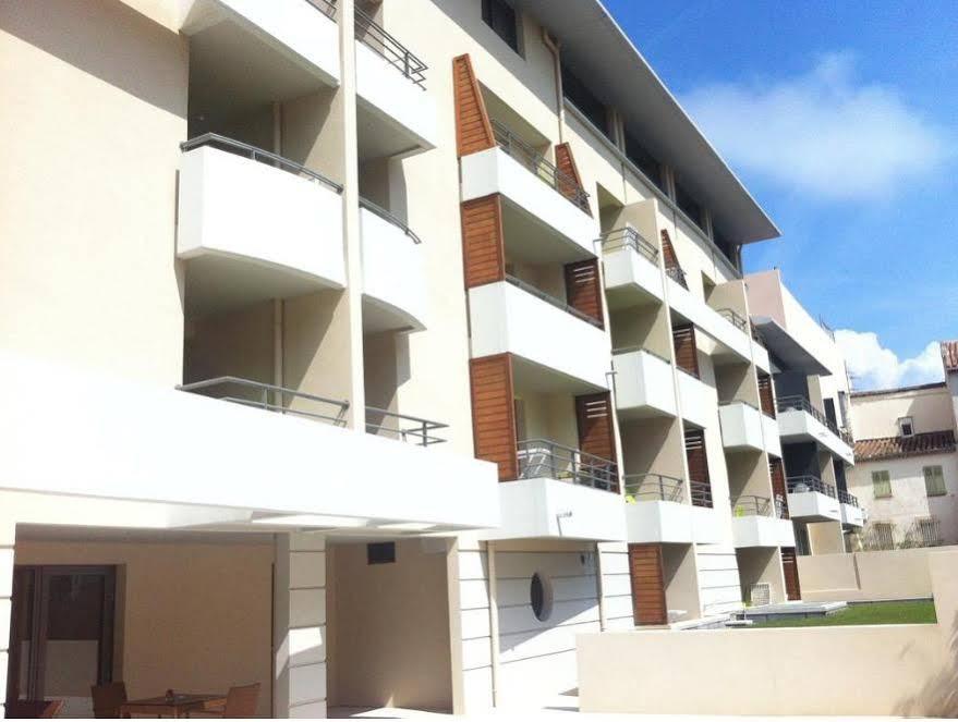 Appart’city Confort – Côté Port Apartahotel 3*
